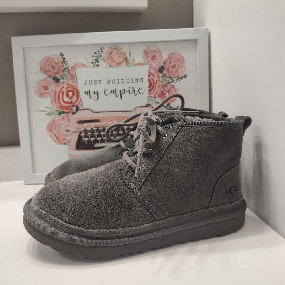 GUC UGG Australia Neumel Suede Leather Chukka Lace Up Ankle Boots, Grey, 7 - Picture 2 of 16